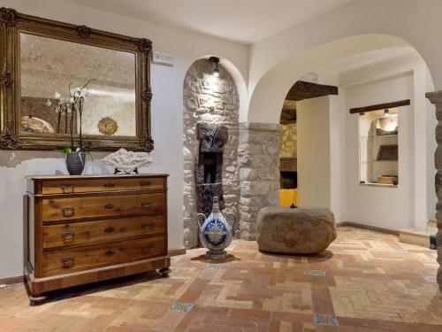 Classy Holiday Home In Collazzone With Whirlpool