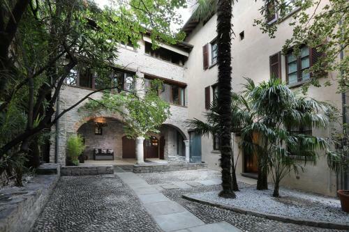 Hostal Suites&atelier Lake Como