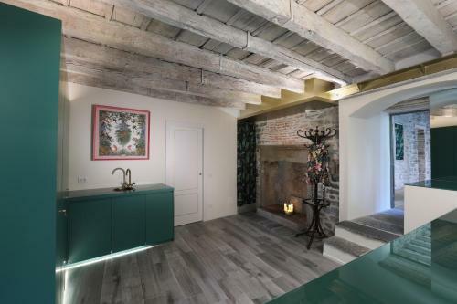 Hostal Suites&atelier Lake Como