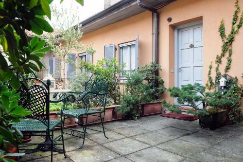 Como Family Apartments