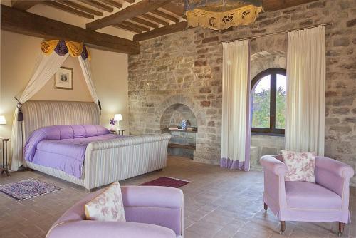 Case Colle Villa Sleeps 30 With Pool And Air Con
