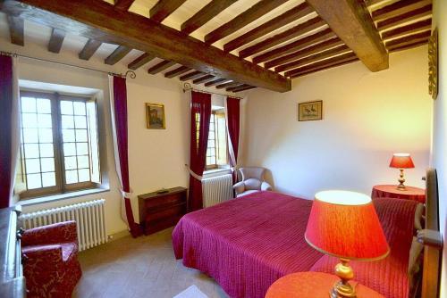 Case Colle Villa Sleeps 30 With Pool And Air Con