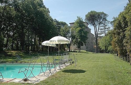 Case Colle Villa Sleeps 30 With Pool And Air Con