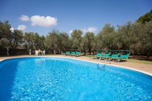 Trullo Salentino Con 2 Camere Letto E Piscina M540