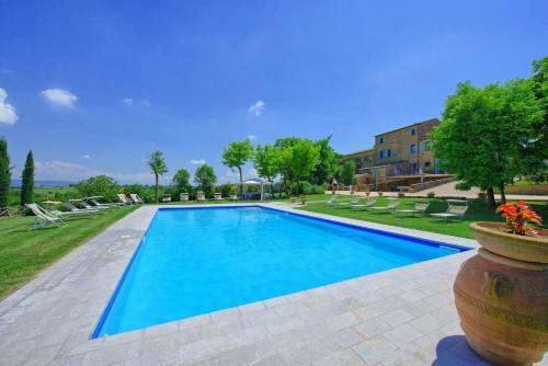 Fratticciola Villa Sleeps 26 Pool Air Con Wifi