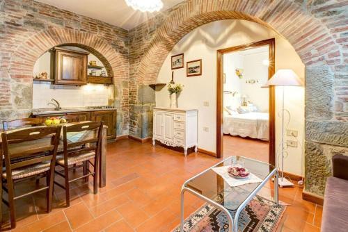 Fratticciola Villa Sleeps 26 Pool Air Con Wifi