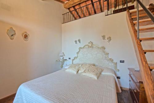 Fonte Del Mazza Villa Sleeps 10 With Pool And Air Con