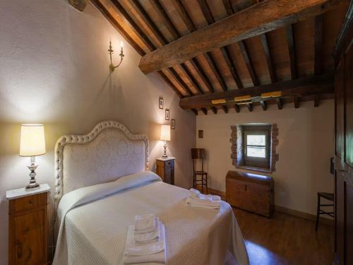 Spacious Holiday Home In Cortona With Private Swimming Pool