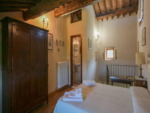 Spacious Holiday Home In Cortona With Private Swimming Pool