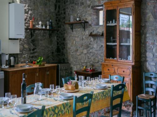 Spacious Holiday Home In Cortona With Private Swimming Pool