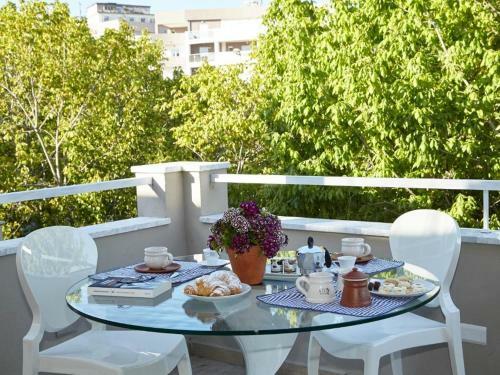Hostal Bb Le More Penthouse Apartment