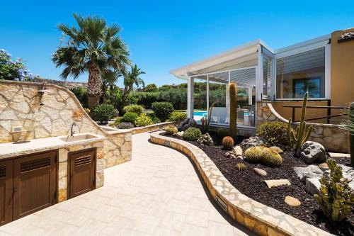 Cornino Villa Sleeps 6 Pool Air Con Wifi
