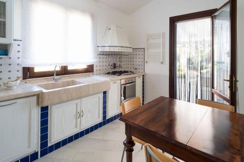Cornino Villa Sleeps 6 Pool Air Con Wifi