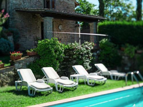 Ricavo Villa Sleeps 4 Pool Wifi