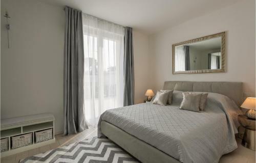 One-bedroom Apartment In Lonato Del Garda (Bs)