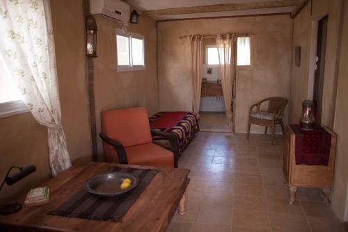 Tobiana Desert Lodging Negev