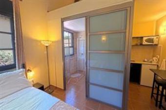 Aparthotel Dolphin Village Country Lodging