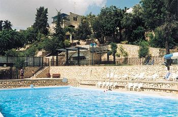 Ruth Rimonim Hotel