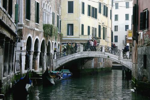 Gondola House