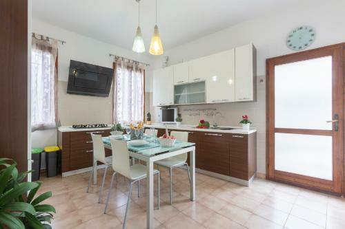Passega Modern Apartment Con Garage!