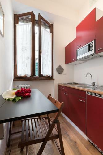Alfani Apartment