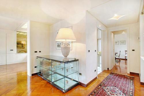 Santo Stefano Apartment