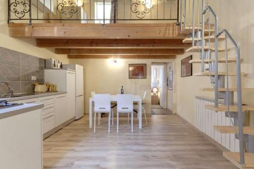 Apartamento Residenza Monna Lisa 2017