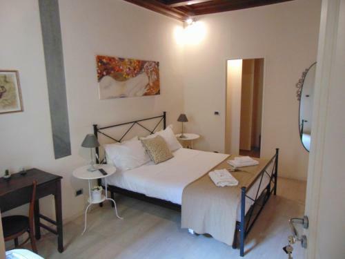 Hostal Bargello Guest House