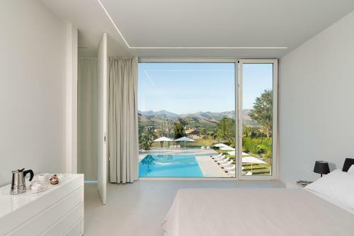 Pasteria-lapide Villa Sleeps 10 With Pool Air Con And Wifi