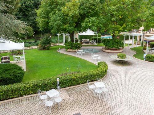 Heavenly Holiday Home In Folignio With Whirlpool