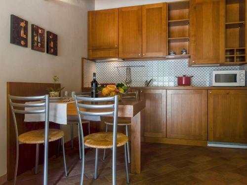 Tasteful Holiday Home In Folignio With Garden