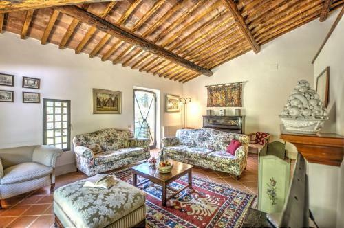 Villa Valle Del Sole 10