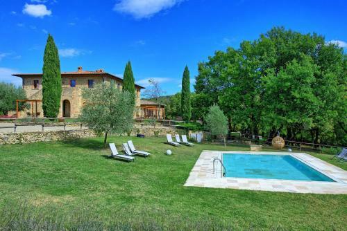Gallena Apartment Sleeps 3 Pool Wifi