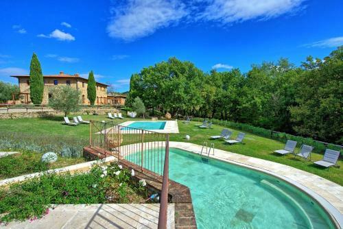 Gallena Apartment Sleeps 3 Pool Wifi