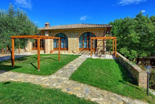 Gallena Apartment Sleeps 3 Pool Wifi