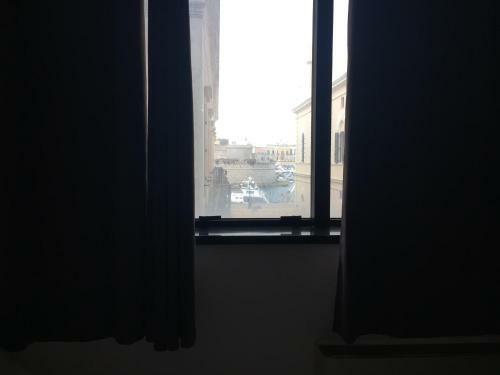 Hostal Holiday Home Fontana Greca