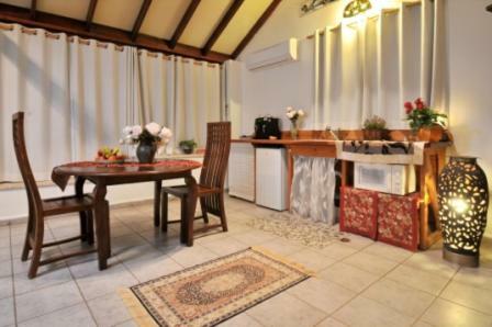 Hostal Pina Balev Inn