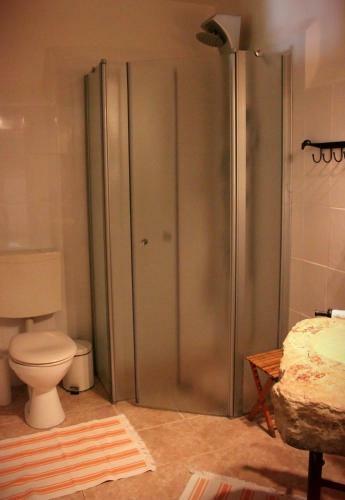 Hostal Pina Balev Inn