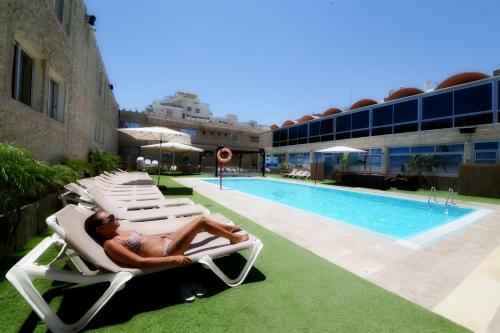 Rio Hotel