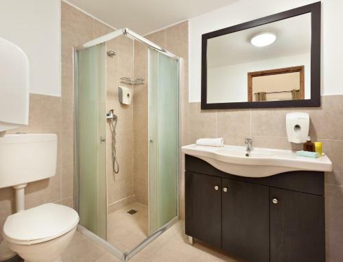 Hostal Fauzi Azar Inn