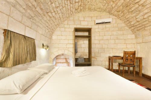 Hostal Fauzi Azar Inn