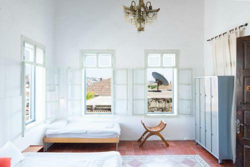 Hostal Fauzi Azar Inn