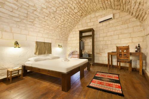 Hostal Fauzi Azar Inn