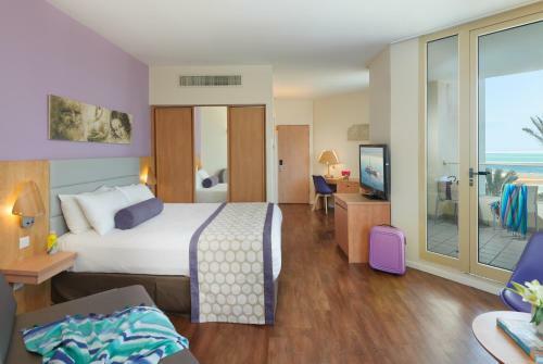 Leonardo Privilege Hotel Dead Sea - All Inclusive