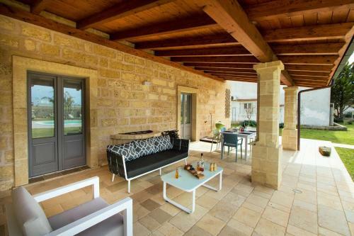 Hostal Masseria Prontera With Pool