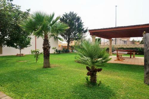 Hostal Masseria Prontera With Pool