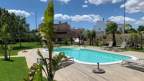 Hostal Masseria Prontera With Pool