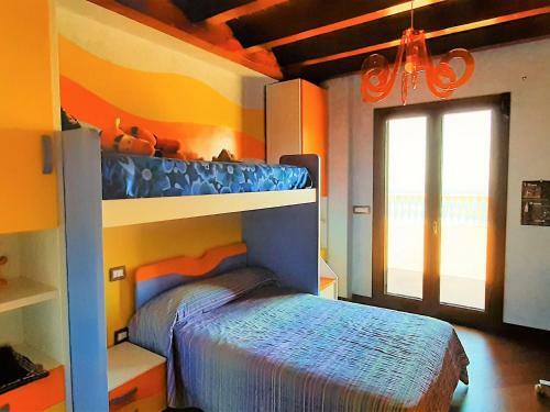 Divine Holiday Home In Giosa Marea With Sauna And Jacuzzi