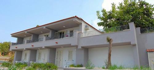 Ischia Villa Sleeps 4 Air Con