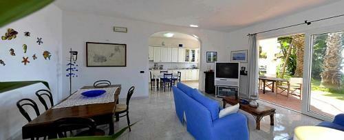 Ischia Villa Sleeps 12 Pool Wifi